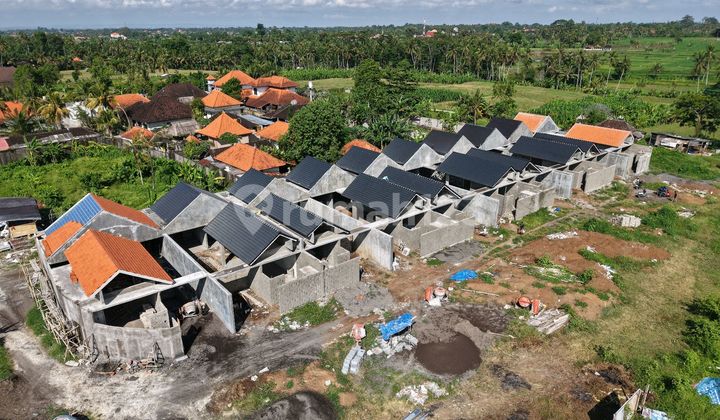 High Rental Potential Ubud Asri Villa Kemenuh Bali 2br Freehold Villa Roi 8-12% Near Tegenungan Waterfall