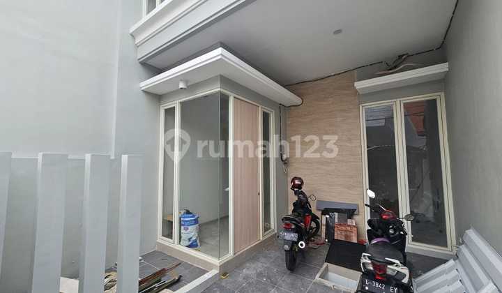 BARU GRESSS Rumah Pandugo Surabaya Timur 2 Lantai Minimalis Dkt Gate Lokasi Balik Jalan Raya 1M an