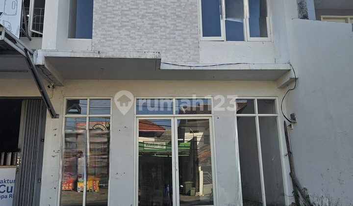 Ruko Rungkut Menanggal East Surabaya 2 Floors Certificate Under Name Facing Main Road Adequate Parking Heavy Traffic