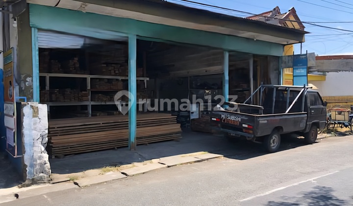 Rumah Raya Semolowaru Surabaya Hadap Jalan Raya Kembar Area Bisnis Shm Lebar Depan 9m Dkt Raya Merr