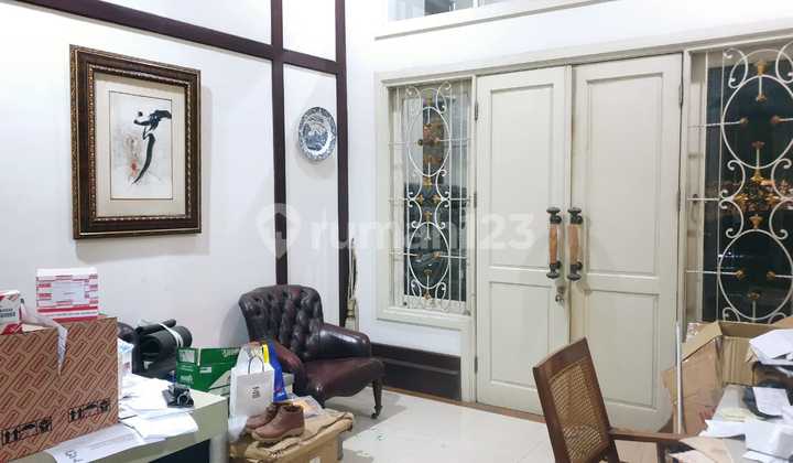 BISA BUAT KANTOR Rumah Siap Huni Central Park Ahmad Yani Surabaya SHM 314m2 Bagus Terawat Belakang Polda Jatim