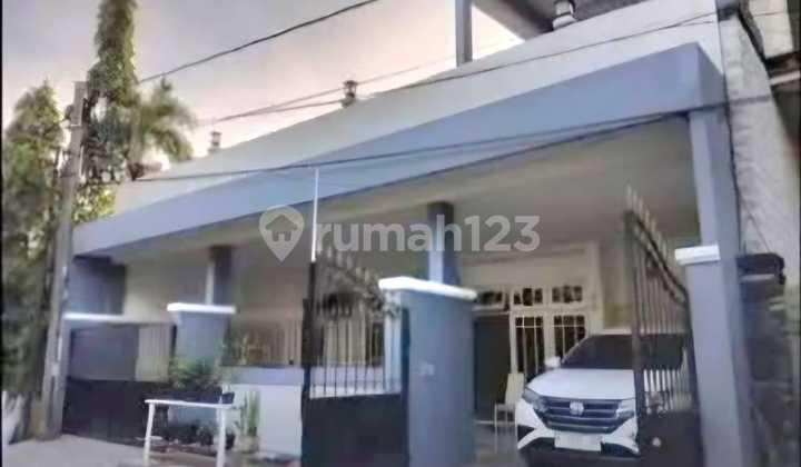 Strategis, Jalan Kembar Row 2 Mobil Rumah Baru Renov 2024 Wonorejo Permai Selatan Strategis, Jalan Kembar Row 2 Mobil Rumah Baru Renov 2024 Wonorejo Permai Selatan