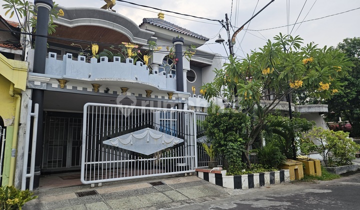 Rumah Rungkut Asri Surabaya Timur 10x20 2Lantai Bagus Terawat SHM Dekat Transmart Super BU