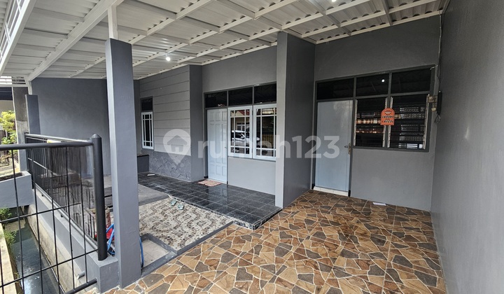 Mepet Raya Merr - Siap Huni Baru Renov Dekat Kampus Upn, Universitas Terbuka & Rs Eka Chandrarini 2