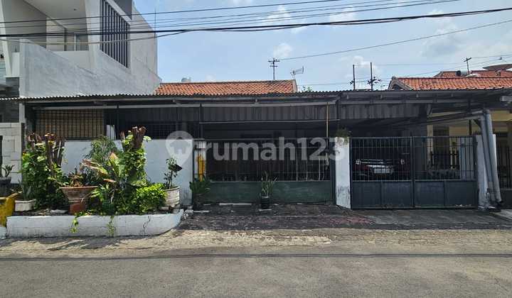 Rumah Jemur Andayani Wonocolo Surabaya SHM 1Lantai 12x23 One Gate Row Jalan Lebar Murah Include Perabot