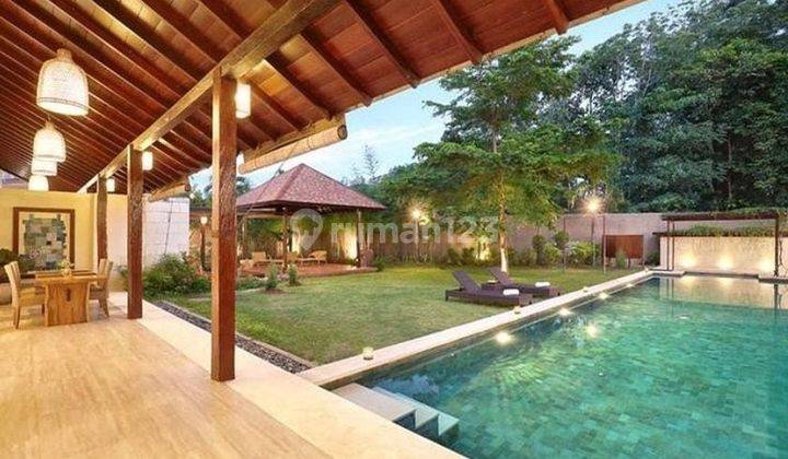 COZY PLACE 3 Bedroom Modern Tropical Villa Tegal Cupek Kerobokan Dekat Umalas 11 Are 2 Lantai Huge Garden Big Pool 2