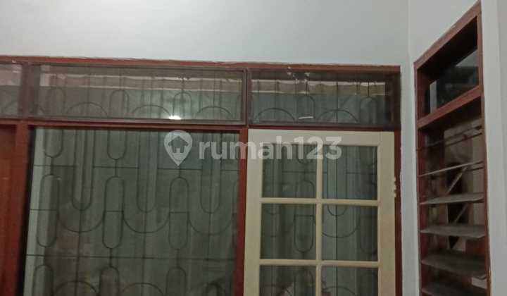 For Sale 2-Story Ready-to-Occupy House in Bendul Merisi, South Surabaya - Many Rooms 2