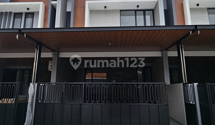 New Fresh - Scandinavian Modern 2 Floors Manyar Tirtoyoso Surabaya