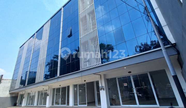 5-Story Shophouse with SHM in Pasar Minggu Raya – East Facing, Negotiable Price