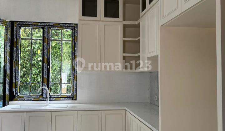 Rumah Mewah 2 Lantai Dalam Cluster Eksklusif Pesanggrahan 2