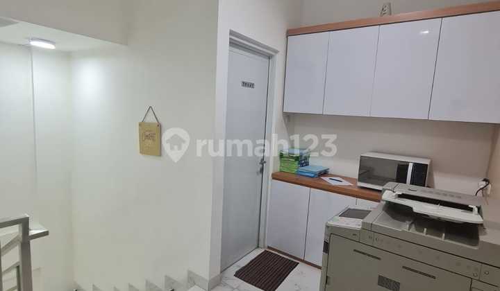 4-Story Shop House Ready to Occupied, Strategic Location in Lebak Bulus, South Jakarta 2