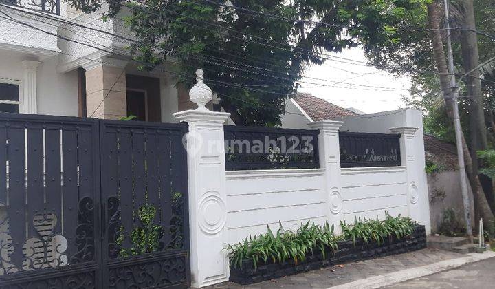 Rumah 2 Lantai Baru SHM di Lamandau , Jakarta Selatan 2