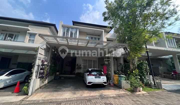 Rumah 2 Lantai Bagus Semi Furnished di Serenia Hills, Jakarta Selatan