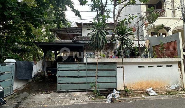 Rumah di Alam Elok Pondok Indah 2 Lantai SHM Butuh Renovasi Rumah di Alam Elok Pondok Indah 2 Lantai SHM Butuh Renovasi