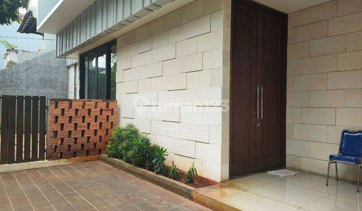 Rumah Modern di Ligamas Pancoran Jakarta Selatan SHM Bagus 2