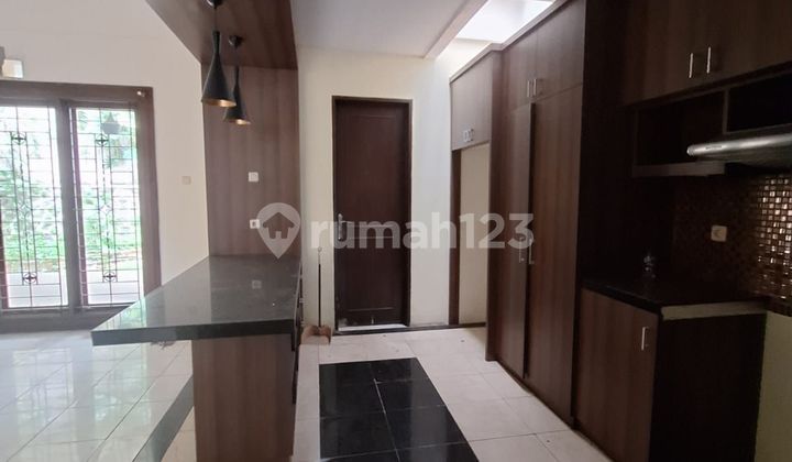 House in Villa Cinere Mas, 2 Floors, Freehold Certificate of Title, Needs Renovation. 2