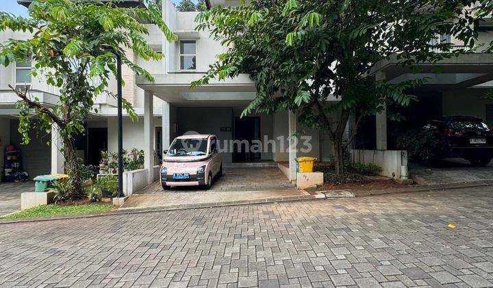 Rumah Cantik di Serenia hills Lebak Bulus Jakarta Selatan 2 Lantai Bagus 2