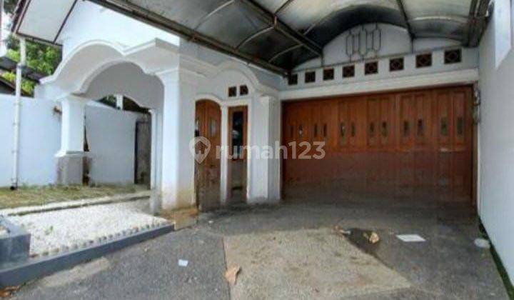 Rumah Asri di Jagakarsa Jakarta Selatan Bagus 1