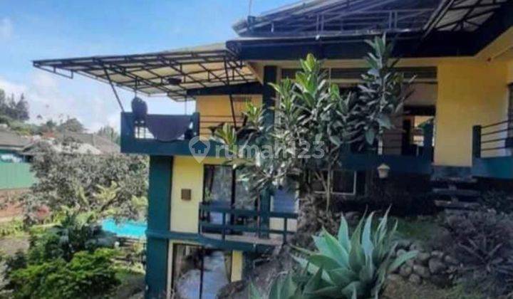 Rumah Villa Cisarua Kawasan Taman Safari SHM Bagus 1