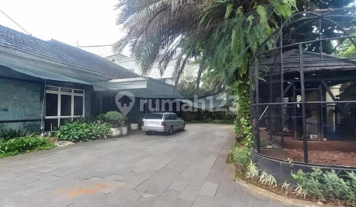Rumah Lama Mewah Patimura Kebayoran Baru LT 1300 SHM