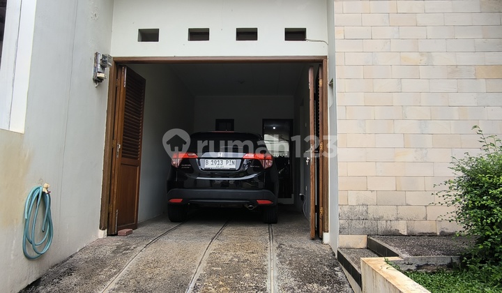 Rumah Cantik Asri di Villa Cinere Mas Tangerang Selatan
