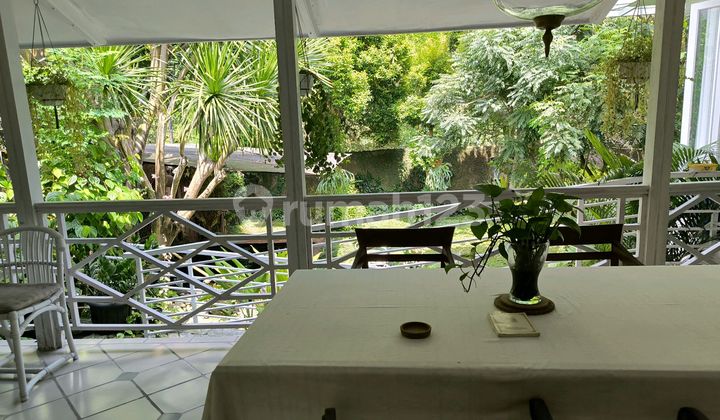 "rumah Mewah & Asri Di Villa Cinere Mas – Lokasi Strategis!"