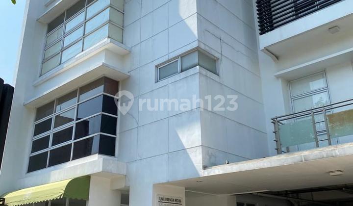For Sale Quick! 3-Story Luxury Mini Building in the Heart of Menteng, Central Jakarta For Sale Quick! 3-Story Luxury Mini Building in the Heart of Menteng, Central Jakarta