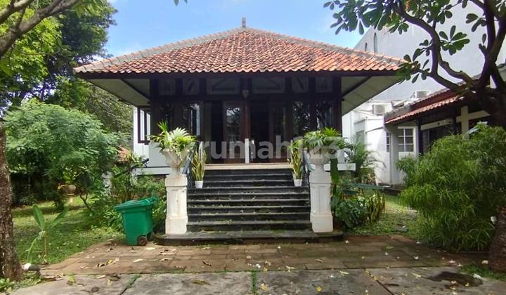 Rumah Bangunan Belanda 1922 Di Kemang Raya Shm 1141 M²