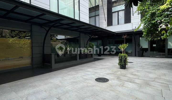 Strategic 3.5-Story Shophouse at Bangka Raya Promenade, South Jakarta 2