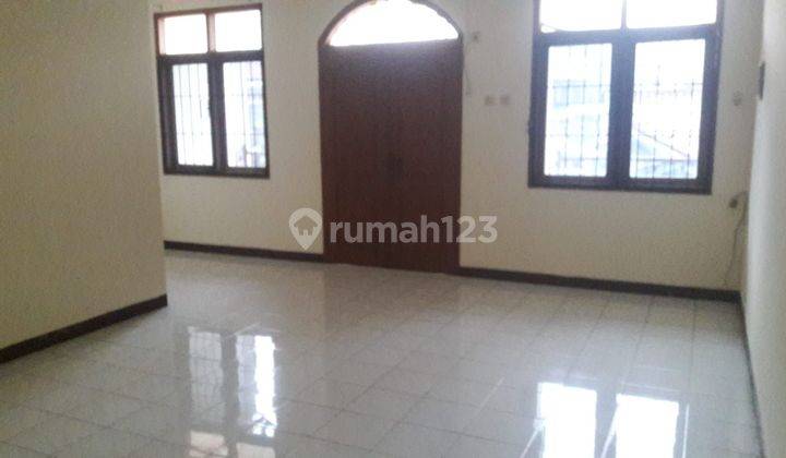 Rumah 2 Lantai Alam Segar Pondok Indah Lokasi Bagus 2