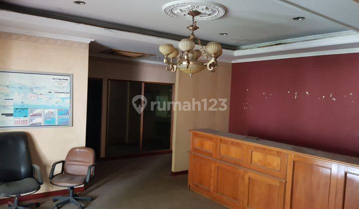 Rumah Kantor Zona Komersil 2 Lantai Shm Di Jalan Raya Patal Senayan Bagus 2