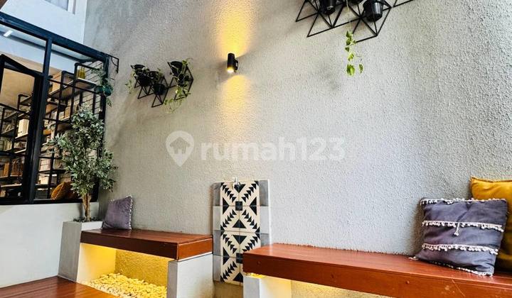 Beautiful Move-In Ready House With Swimming Pool In Serenia Hills 2