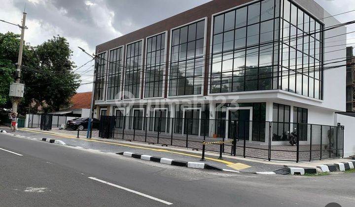 For Sale 3-Story New Shop House in Cipinang Near Rawamangun 2