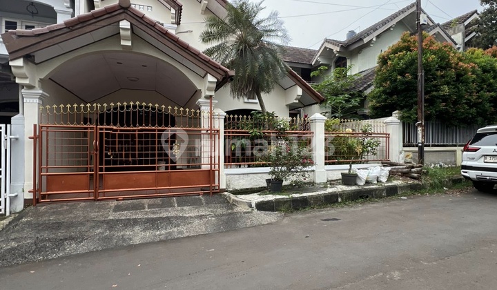 Rumah 2 Lantai Vila Delima Karang Tengah Lebak Bulus Dijual
