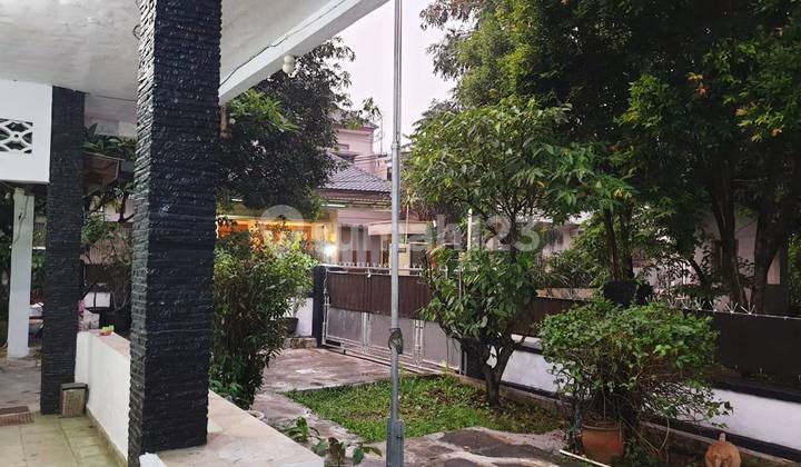 Rumah Hoek Senopati Kebayoran Baru Shm 488 M² Lokasi Premium