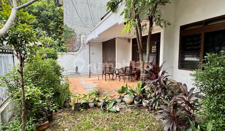 Dijual Rumah Lama Hitung Tanah Di Cipete – Strategis Dekat Mrt H. Nawi & Fatmawati, Cocok Untuk Kost 2