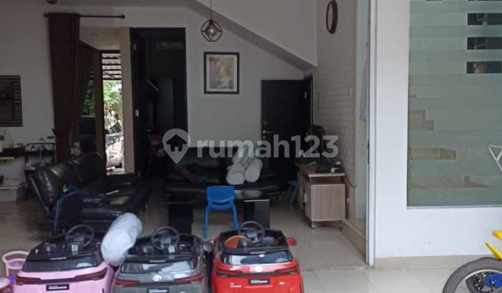 Rumah Cantik Siap Huni Di Green Andara Residence 