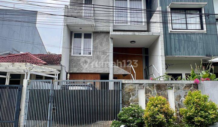 Rumah Cantik Modern Siap Huni 2 Lantai Pondok Indah Bagus Shm  2