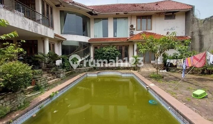 Large House Bukit Cinere Indah Land 856 Building 1000 Pool 1