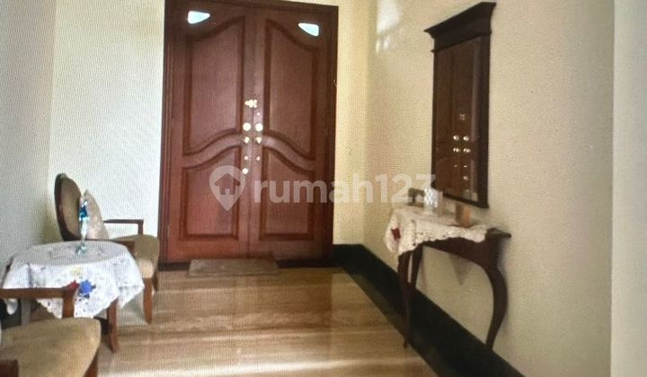 Rumah Mewah 2 Lantai Di Menteng Sumenep Jakarta Pusat Shm