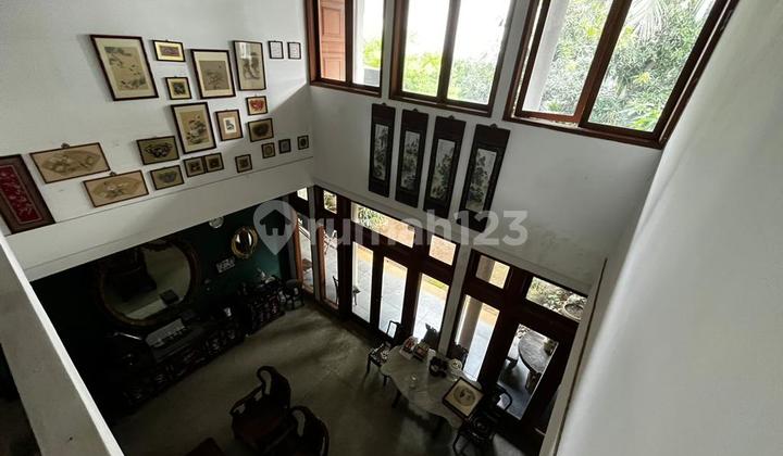 Rumah Asri 2 Lantai Di Patal Senayan Jakarta Selatan Shm 2