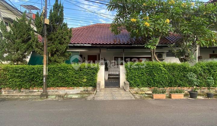 Dijual Rumah Hoek Tebet Akses 3 Mobil Dekat Soepomo Dijual Rumah Hoek Tebet Akses 3 Mobil Dekat Soepomo