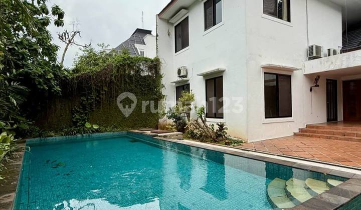 For Sale 2-Story Luxury House With Swimming Pool In Kemang, South Jakarta For Sale 2-Story Luxury House With Swimming Pool In Kemang, South Jakarta