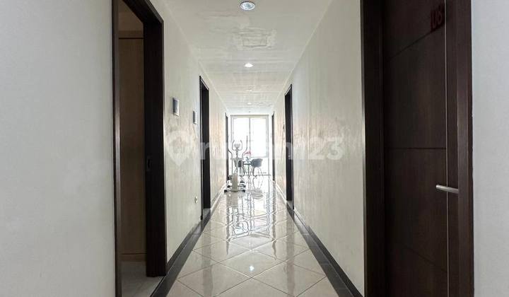 Exclusive Boarding House Benhil 19 - Furnished Room, Elevator, Rooftop, Freehold Title. 2