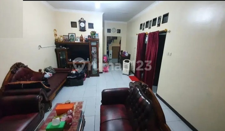 Rumah Dekat Jalan Utama, One Gate System di Taman Kopo Katapang Rumah Dekat Jalan Utama, One Gate System di Taman Kopo Katapang