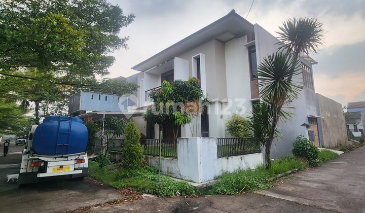Rumah Hook Siap Huni di Taman Kopo Katapang