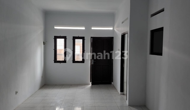 Rumah Strategis di Taman Kopo Indah 1 Rumah Strategis di Taman Kopo Indah 1