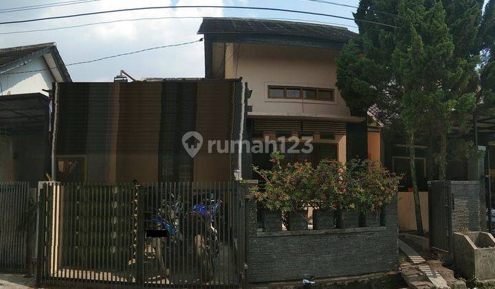 Rumah Super Strategis di Permata Buah Batu 1