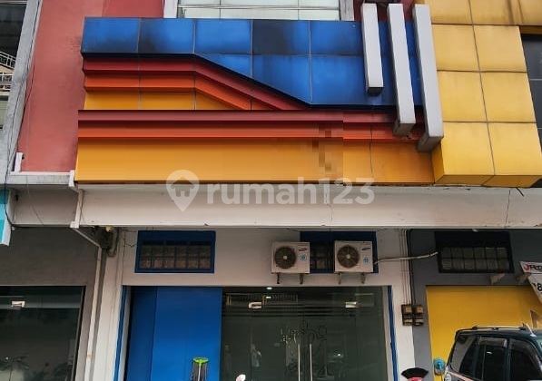 Ruko Terawat Kawasan Komersial di Terusan Pasir Koja Ada 6 Unit