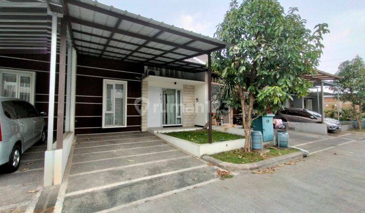 Rumah Semi Furnished Dan Siap Huni di Taman Kopo Indah 5 1